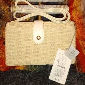 BEAUTIFUL "a new day" ONE SIZE, BASKET CROSSBODY PURSE, NEW WITH TAGS
